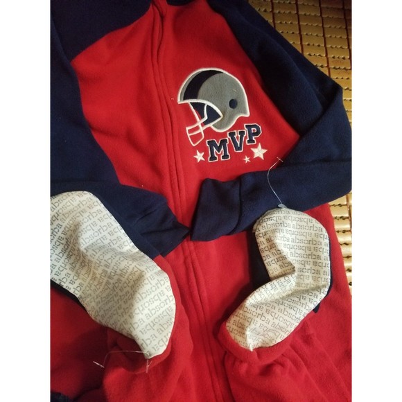 Boys 5/6t bundle pajama, pants, hoodie, etc new - Picture 8 of 9